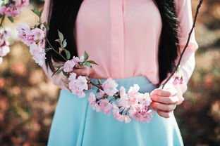 探索汉服之美，日本婚服风格的中国品牌与创新