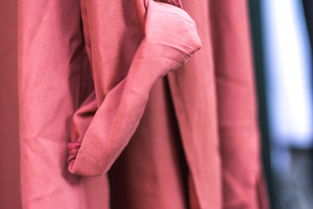 西服女生品牌大解析，时尚与品质的完美结合
