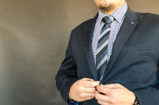 定制西服品牌公司的独特魅力与成功案例解析