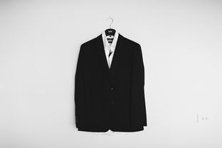 上城西服套装定做品牌店，打造专属精英形象的首选之地