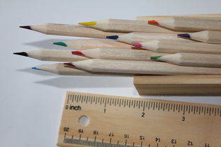 素描铅笔的品牌对比，品质、性能与选择的多样性