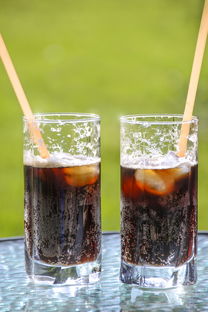 揭秘书水杯品牌，一杯水的艺术，一本书的故事